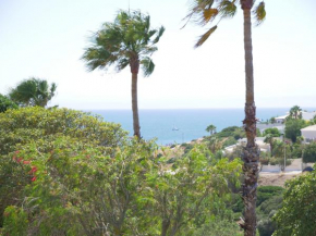 Spacious Penthouse near Porto de Mos Beach in Lagos